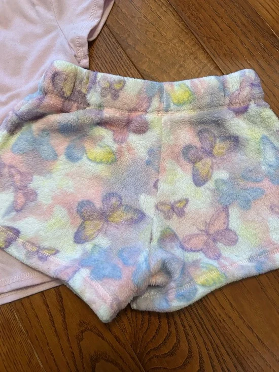 BCBG girls 5/6 fleece night shorts and top - Picture 4 of 10